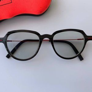 THEO PYRA EYEGLASSES MADE IN BELGIUM TITAMIUM GLASSES FRAME